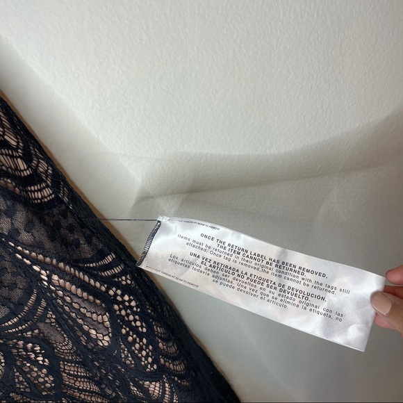 DRESS THE POPULATION Black Lace Dress - Picture 8 of 16